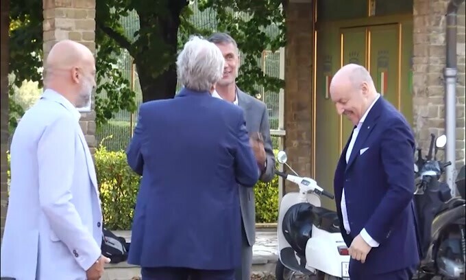 Inter-Napoli non è finita: De Laurentiis risponde a Marotta