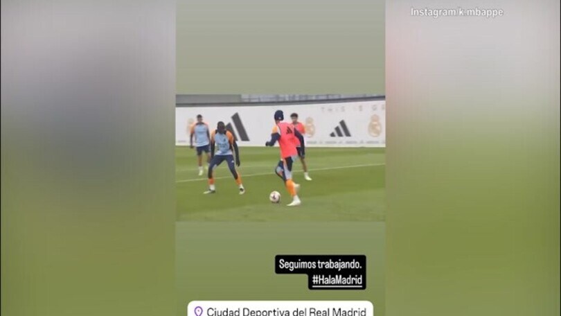Mbappé fa arrabbiare il compagno con un tunnel