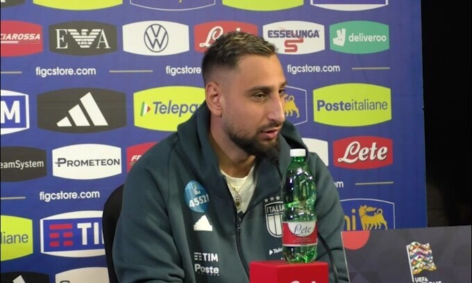 Donnarumma, telefono in conferenza: “È mio papà”