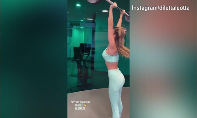 Diletta Leotta si prepara per un'altra puntata della "Talpa"