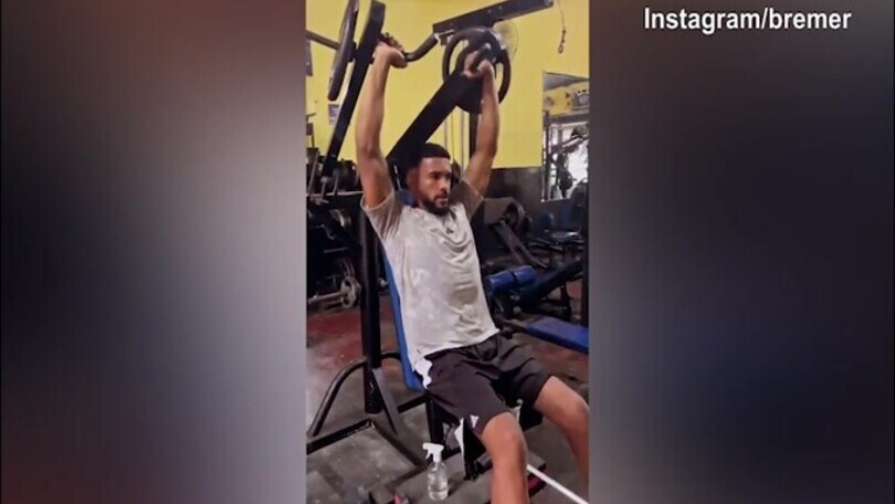 Juventus, lavoro in palestra per Bremer