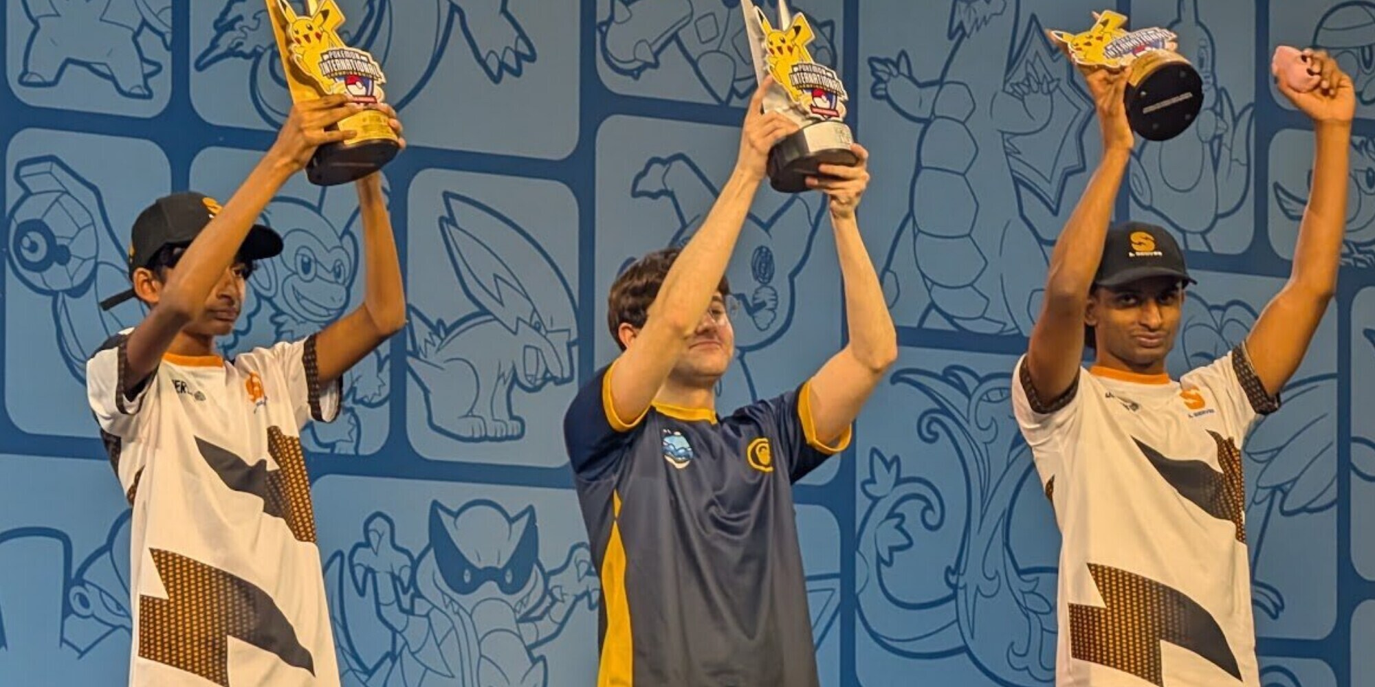 Silva + Silva, in Brasile triofano i fratelli di Pokemon