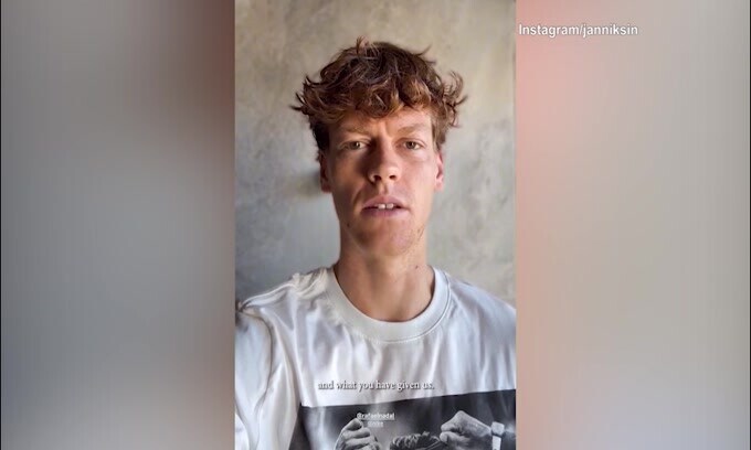 Tennis, l’emozionante video di Sinner per Nadal