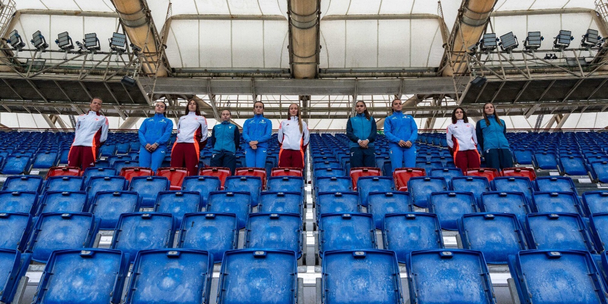 Sport e Salute al fianco delle donne: l’Olimpico si colora di rosso contro la violenza di genere