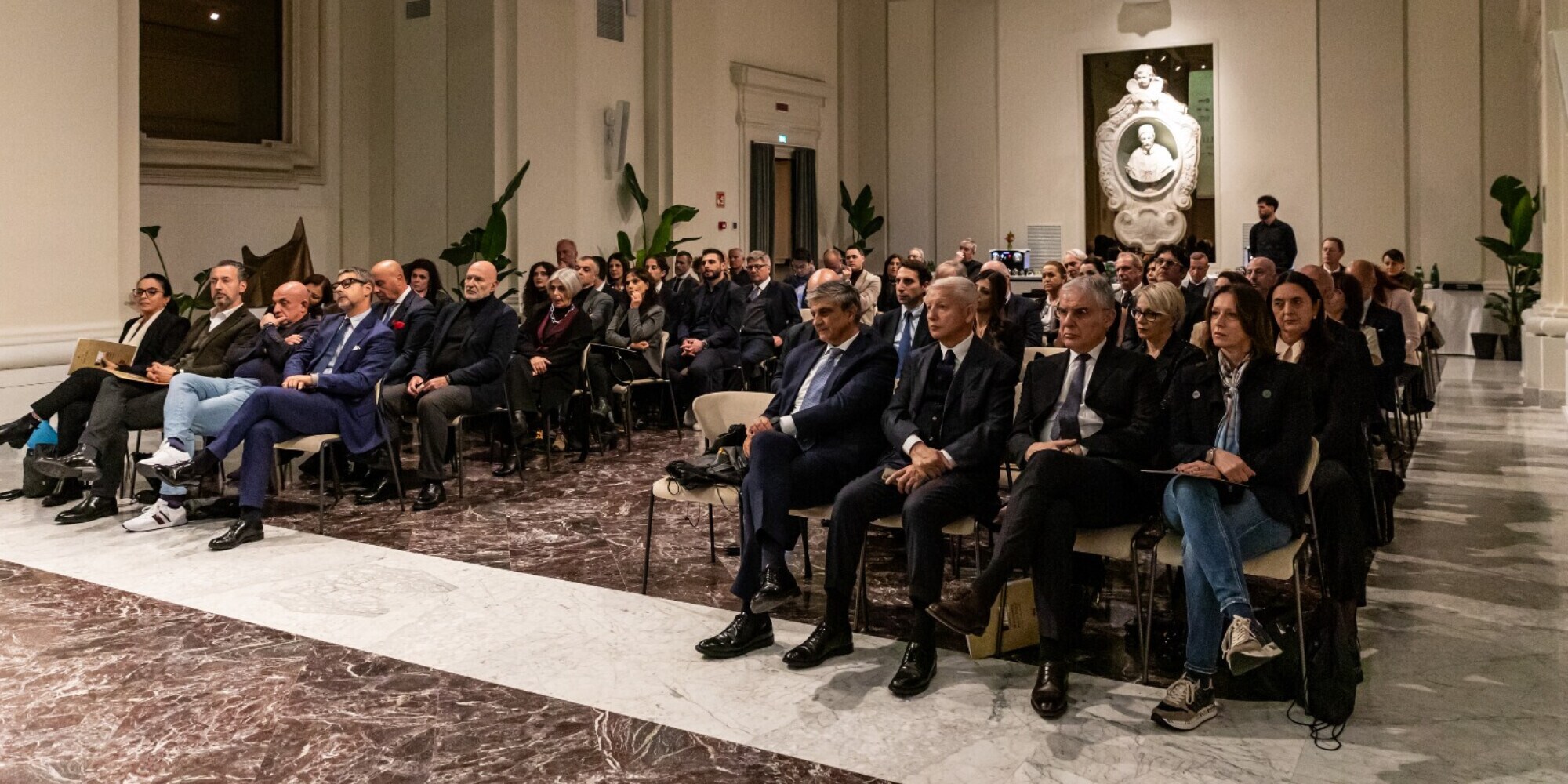 Le ragazze della Roma in passerella in occasione di BTOPE
