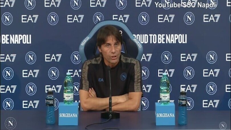 Conte: "Kvaratskhelia ha intenzione di crescere ancora"