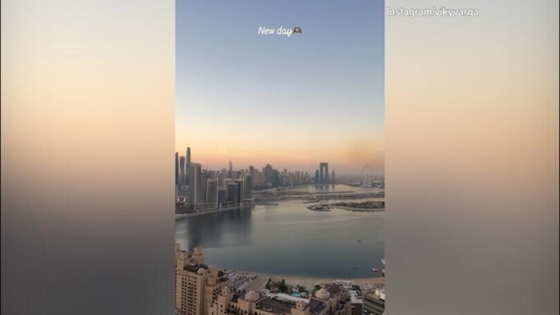 Viky Varga, panaroma mozzafiato a Dubai dopo la rottura con Pellè