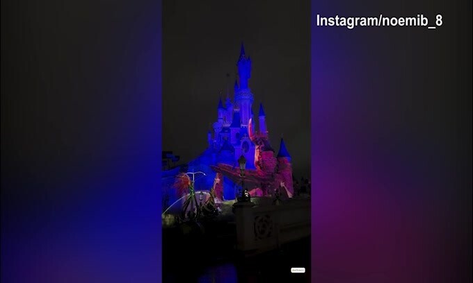 A Disneyland c'è Noemi Bocchi con la famiglia
