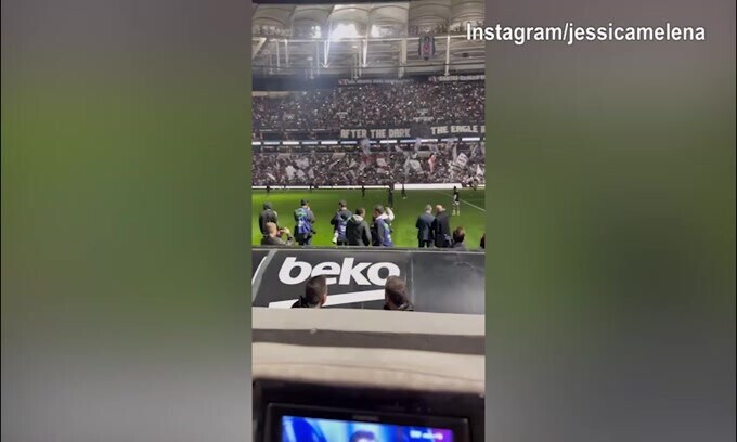 Besiktas-Fenerbache, Lady Immobile presente