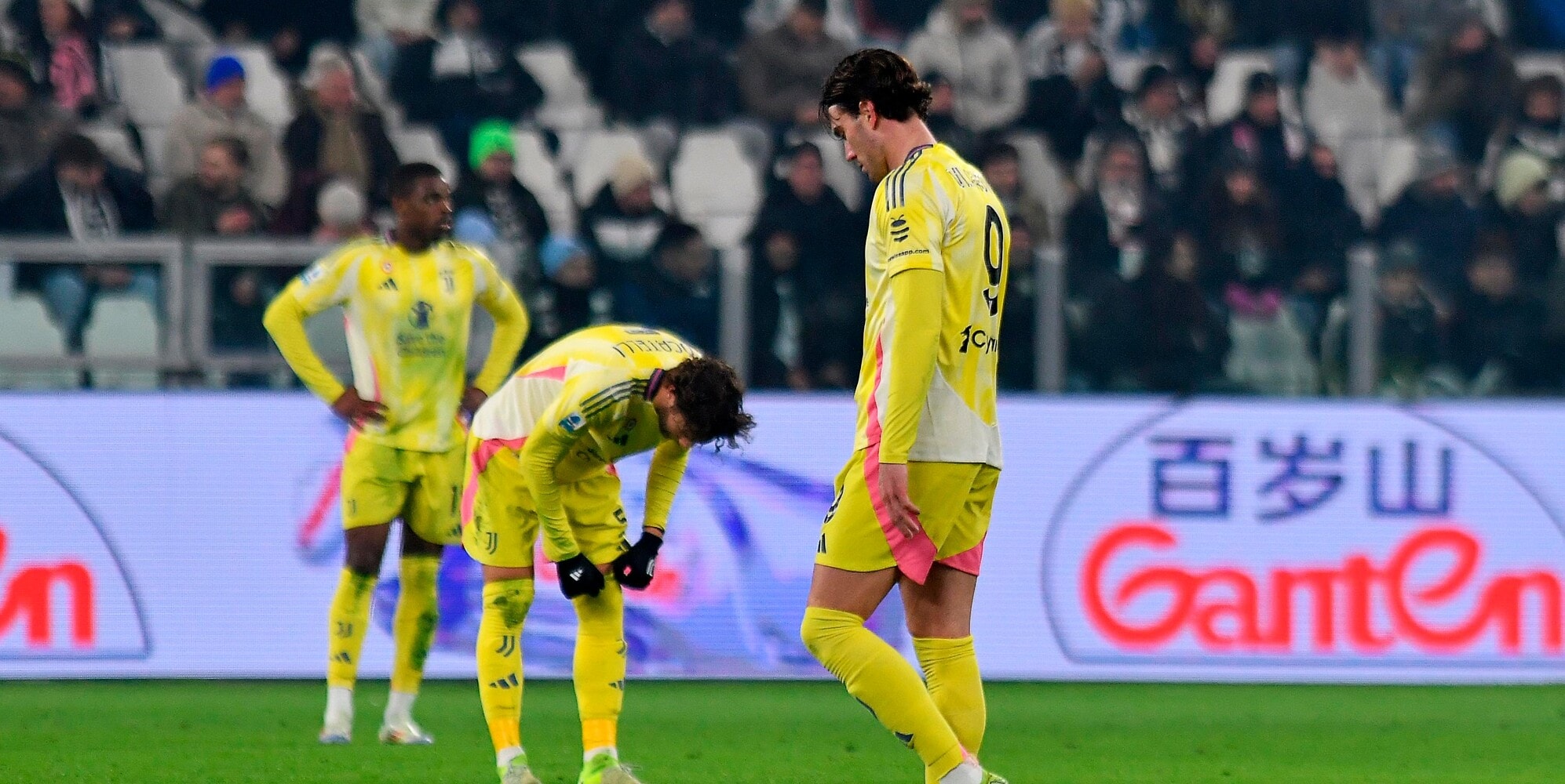 Juve, così è dura: altro pari e altro infortunio. Motta perde la testa