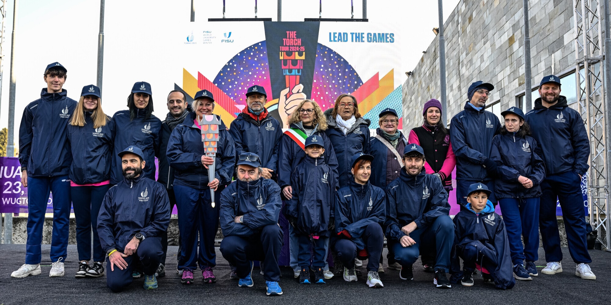 Torino 2025: la Fiaccola dei FISU World University Games è arrivata a Torre Pellice