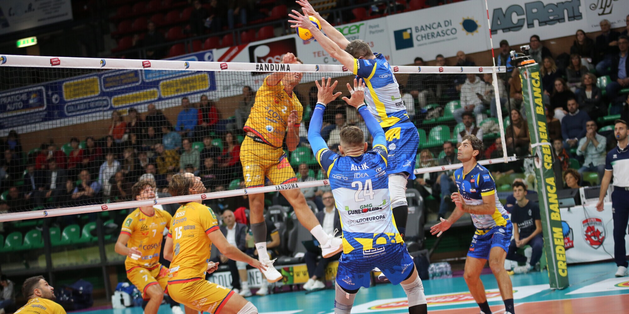 Acicastello-Ravenna apre la 12a giornata