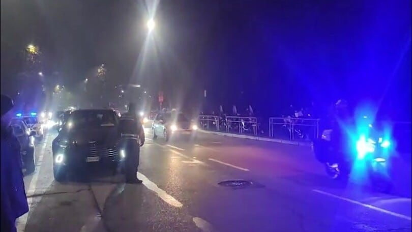 Milan-Genoa, l'arrivo dei pullman a San Siro