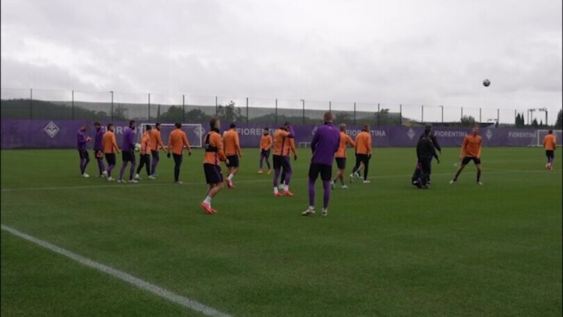Fiorentina, allenamento prima della trasferta in Portogallo