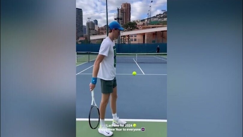 Tennis, l'ultimo servizio del 2024 per Jannik Sinner
