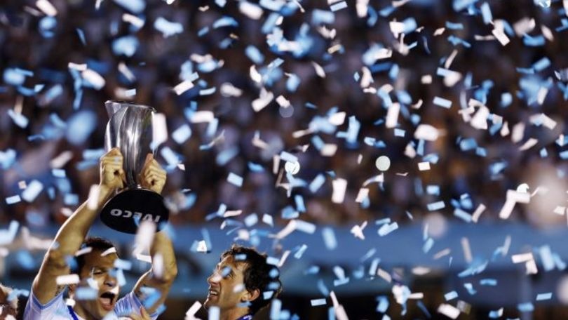 FOTO Milito campione in Argentina: il titolo  del Racing