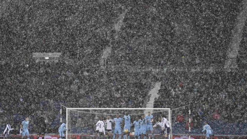 FOTO Premier League, il Manchester City batte anche la neve