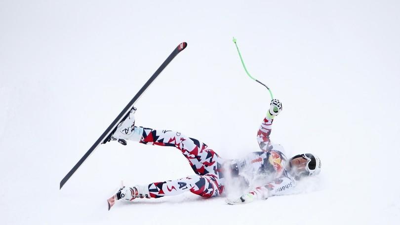 Sci, quante cadute sulla Streif di Kitzbuehel