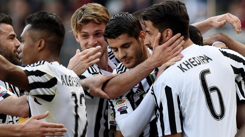 Pagelle Juventus: Khedira tagliente, Rugani resiste