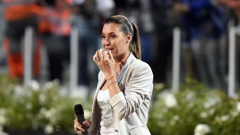 Flavia Pennetta in lacrime saluta il Foro Italico