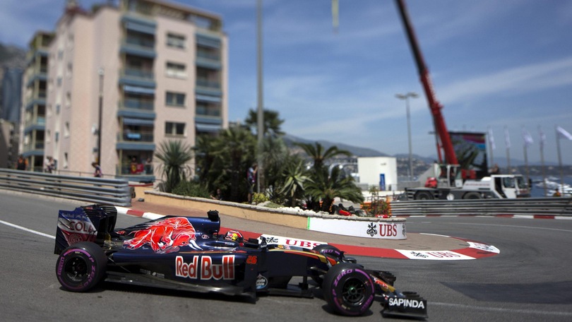 Formula 1, GP Monaco: Ricciardo in pole