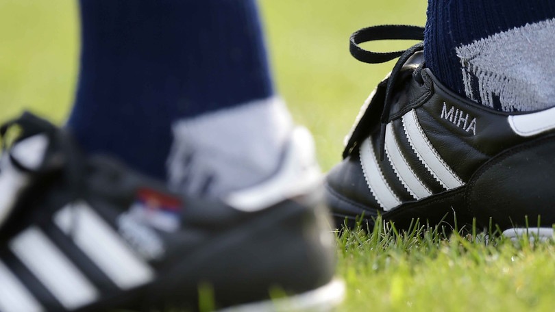 Toro, Mihajlovic allena con gli scarpini personalizzati