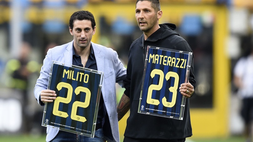 Inter, Materazzi e Milito accolti da eroi a San Siro