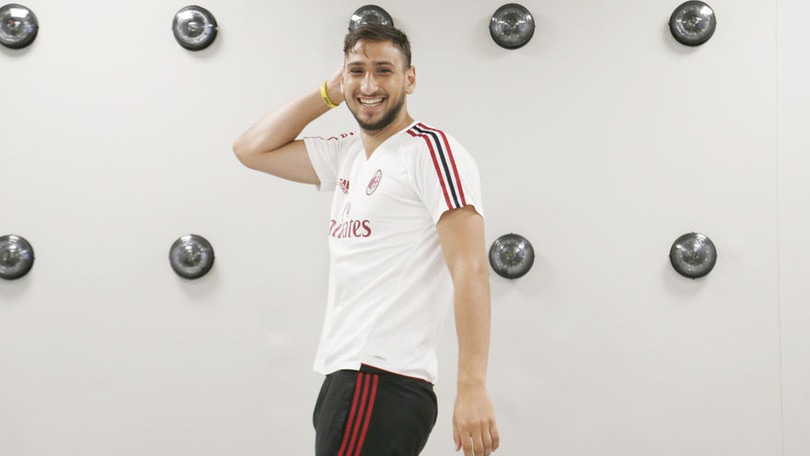 Milan, il primo allenamento dei fratelli Donnarumma