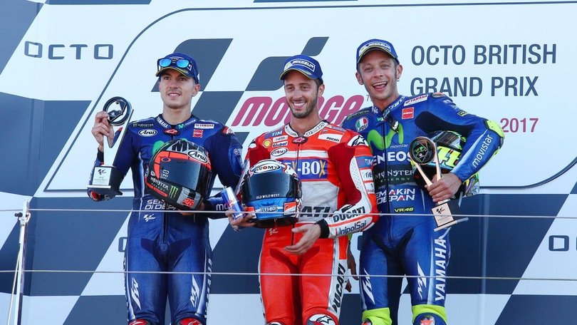 Festa Dovizioso a Silverstone davanti a Viñales e Rossi