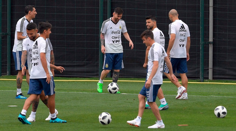 Dybala a Barcellona, ma solo per allenarsi