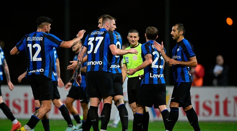 Inter-Salisburgo 4-0: Mkhitaryan, Acerbi e Carboni gol