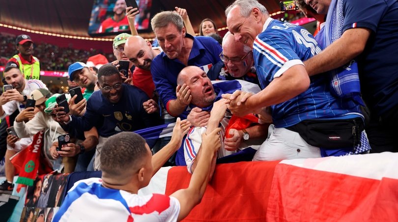 Mbappé, il gesto commovente per un tifoso paralizzato