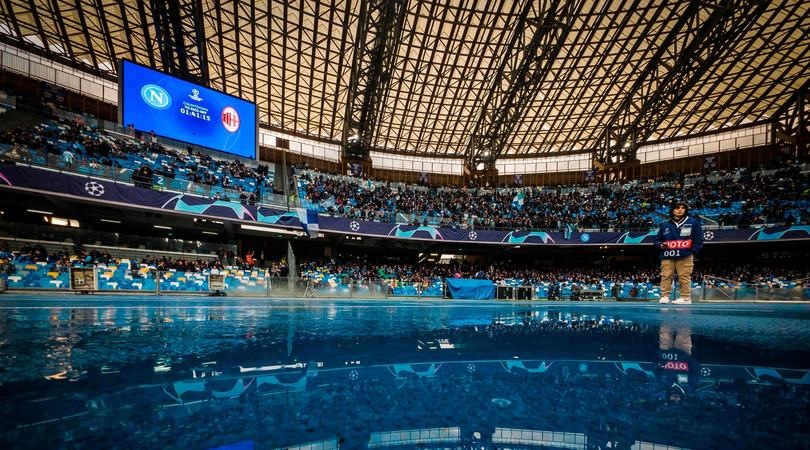 Napoli-Milan, l'atmosfera dello Stadio Maradona