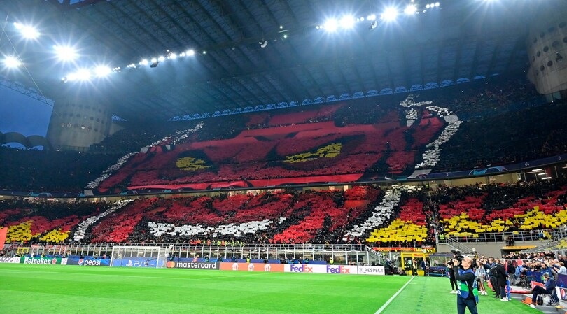 Milan-Inter, la coreografia Champions di San Siro