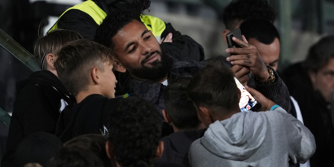 Douglas Luiz, talismano Juve...femminile: in tribuna si gode il 3-1 al Psg