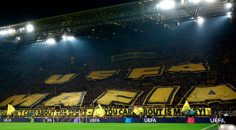 Dortmund-Celtic, lo spettacolo delle tifoserie contro: le coreografie