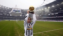 FOTO - Nedved, 11 anni fa il Pallone d'Oro al centrocampista juventino
