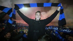 Atalanta, grande festa dei tifosi per Denis