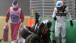 F1 Australia, schianto da brivido per Alonso