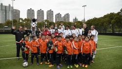 Juventus Legends, l'allenamento a Shanghai con i bambini cinesi