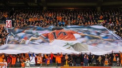 Olanda-Francia, l'ultimo emozionante saluto a Cruyff al 14'
