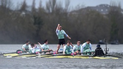 Canottaggio, Cambridge che impresa! Batte Oxford dopo quattro anni