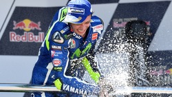 MotoGp, Valentino Rossi fa festa a Jerez