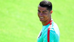 Portogallo, il sorriso di Cristiano Ronaldo per la Francia