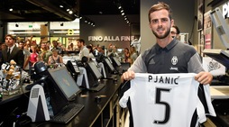 Pjanic piace, aspettando un altro colpo di mercato