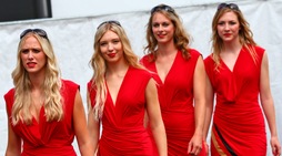 F1, Gp Germania: le grid girls in rosso infiammano Hockenheim
