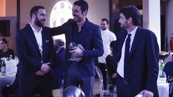 Higuain, Buffon e Agnelli, che feeling alla festa di Natale!