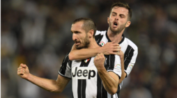 Pagelle Juve: Chiellini leader,  Pjanic spento, Evra anello debole