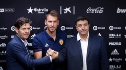 Juventus, il Valencia presenta Neto: le immagini della conferenza stampa