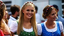 Gp Austria: le grid girls incantano la F1